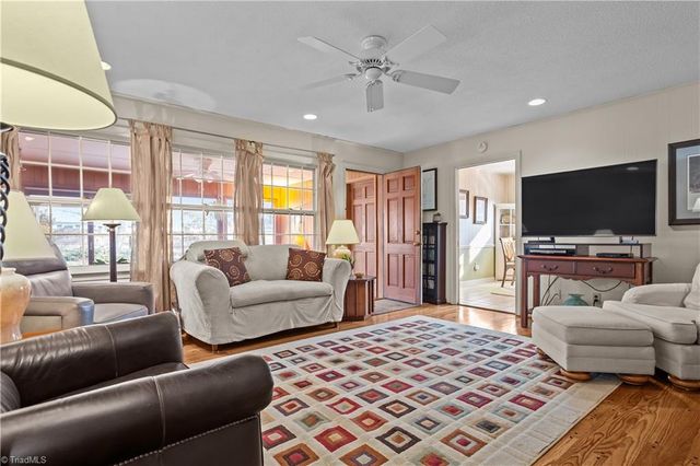 1002 Kemp W Road, Greensboro, NC 27410