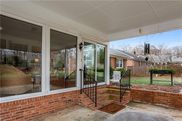 1002 Kemp W Road, Greensboro, NC 27410