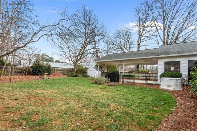 1002 Kemp W Road, Greensboro, NC 27410