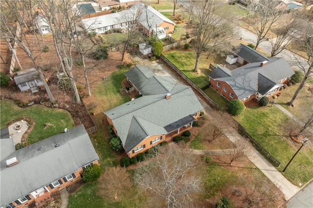 1002 Kemp W Road, Greensboro, NC 27410