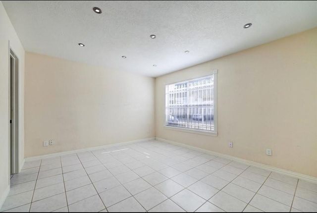 6001 Reims Road 311, Houston, TX 77036