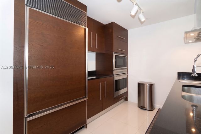 495 Brickell Ave 3207, Miami, FL 33131