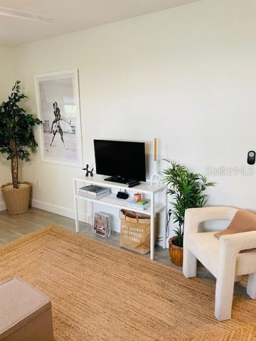 651 MADISON COURT, Sarasota, FL 34236