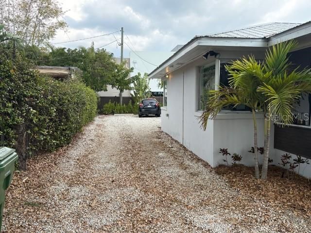 651 MADISON COURT, Sarasota, FL 34236