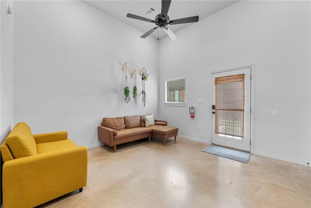 510 N 8th Street, Rogers, AR 72756