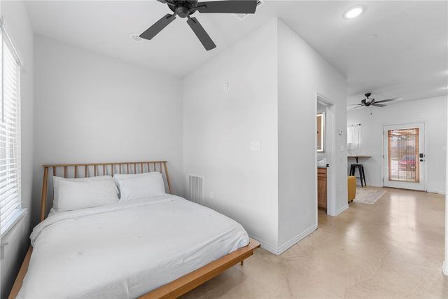 510 N 8th Street, Rogers, AR 72756