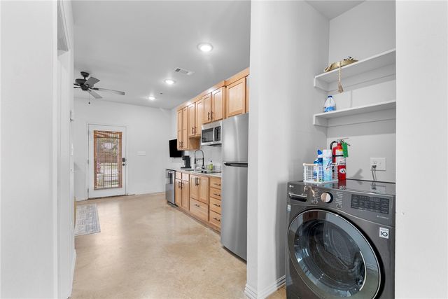 510 N 8th Street, Rogers, AR 72756