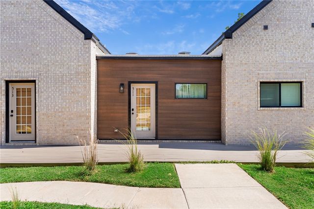 510 N 8th Street, Rogers, AR 72756
