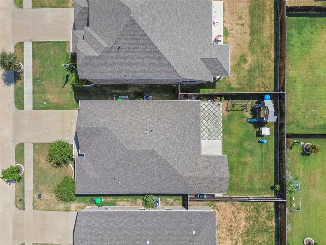 1612 Gold Mine Trail, Aubrey, TX 76227