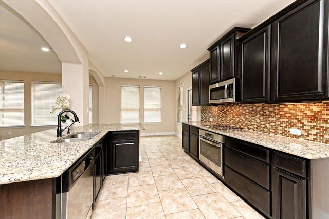 18500 Rio Chama LN, Austin, TX 78738