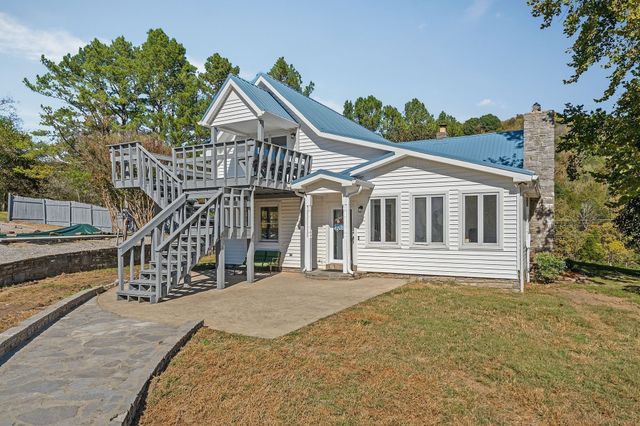 584 Lancaster Hwy, Hickman, TN 38567