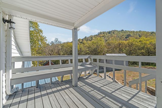 584 Lancaster Hwy, Hickman, TN 38567