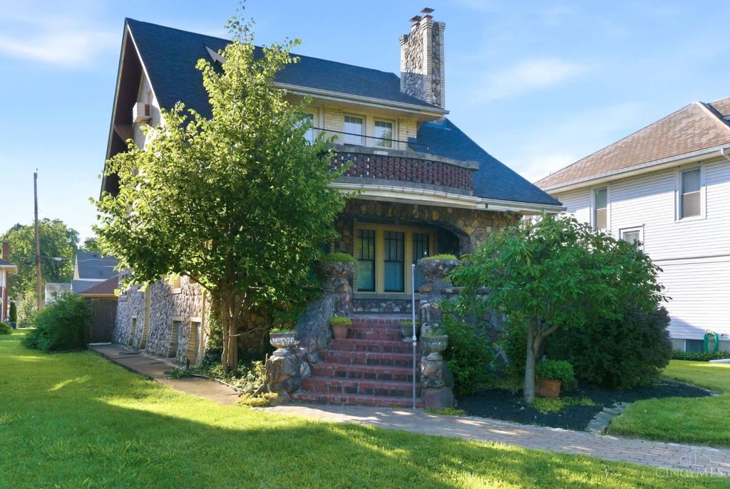 615 Stanley Street, Middletown, OH 45044