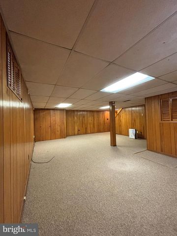 6519 WINNEPEG RD, Bethesda, MD 20817