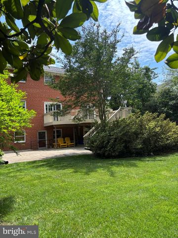 6519 WINNEPEG RD, Bethesda, MD 20817