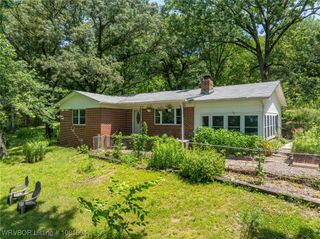 1310 Pigeon Creek Road, Mountainburg, AR 72946