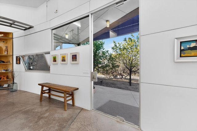 4 Vallecito Road, Santa Fe, NM 87506