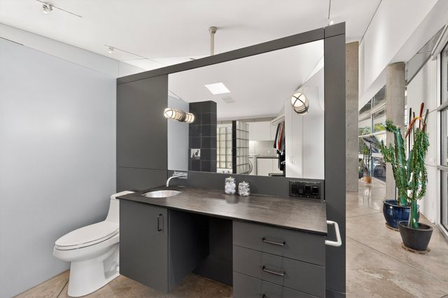 4 Vallecito Road, Santa Fe, NM 87506