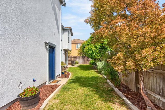 180 Caravaggio Cir, Sacramento, CA 95835