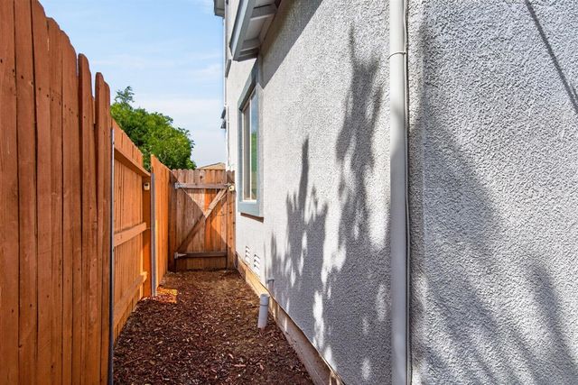 180 Caravaggio Cir, Sacramento, CA 95835