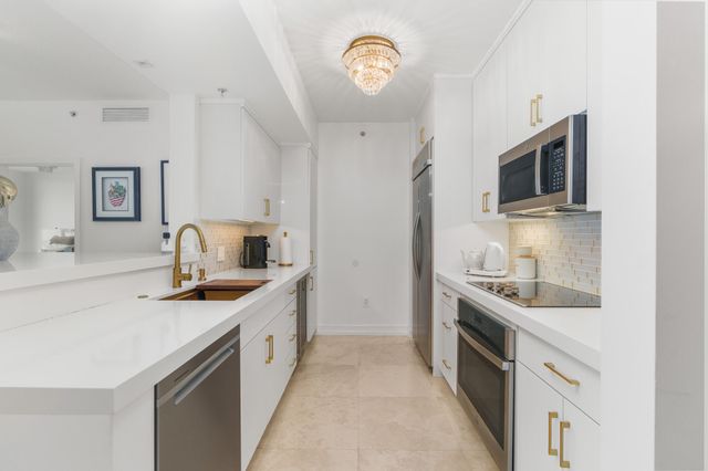 550 Okeechobee Boulevard 1409, West Palm Beach, FL 33401