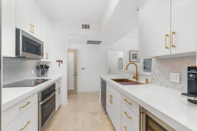 550 Okeechobee Boulevard 1409, West Palm Beach, FL 33401