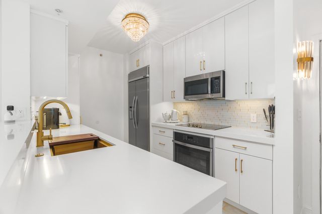 550 Okeechobee Boulevard 1409, West Palm Beach, FL 33401