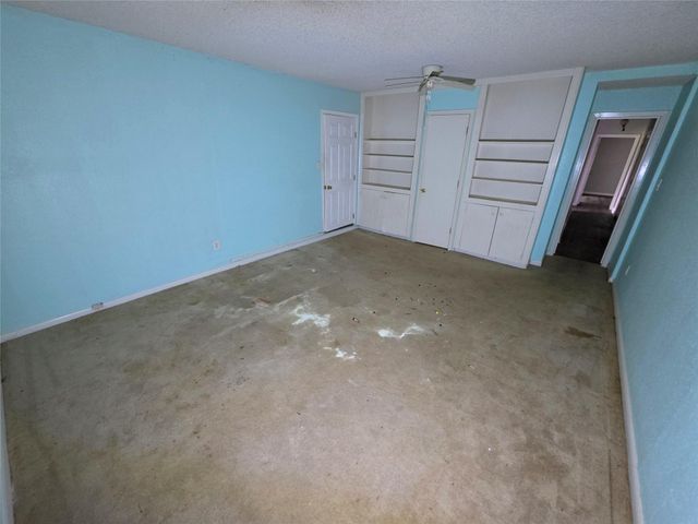 803 Avenue C, Sweeny, TX 77480