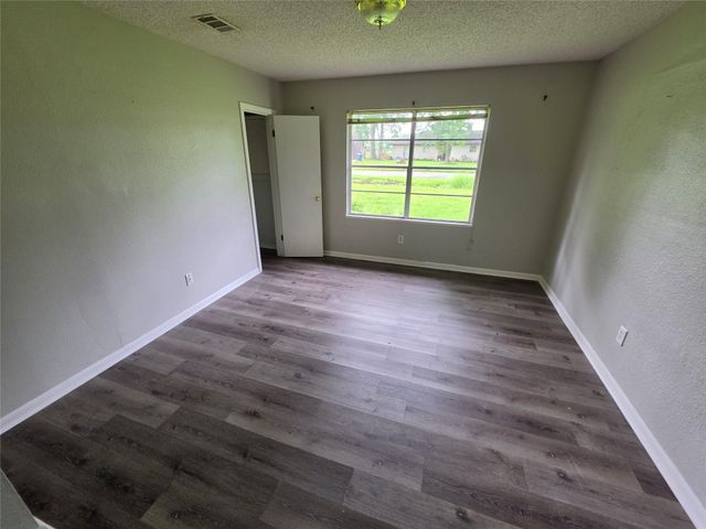 803 Avenue C, Sweeny, TX 77480