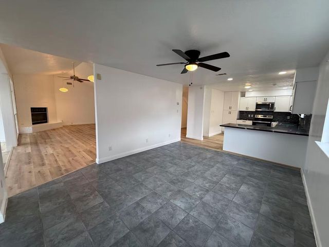 1046 Lake View Drive, Montgomery, TX 77356