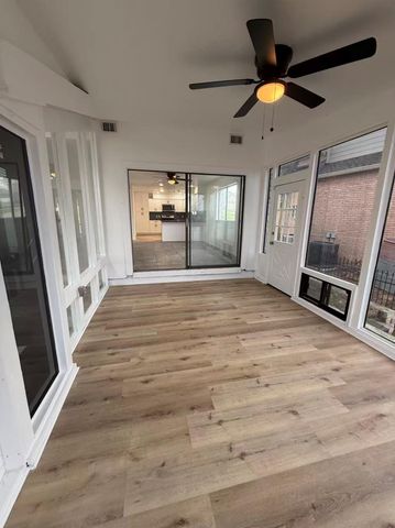 1046 Lake View Drive, Montgomery, TX 77356