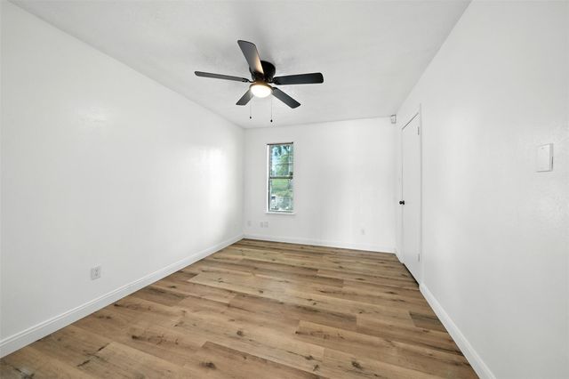 1046 Lake View Drive, Montgomery, TX 77356