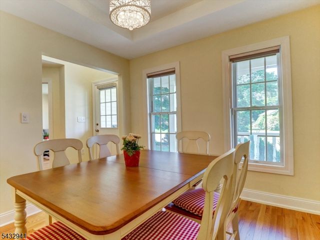 15 Woodrow Pl, West Caldwell Twp., NJ 07006