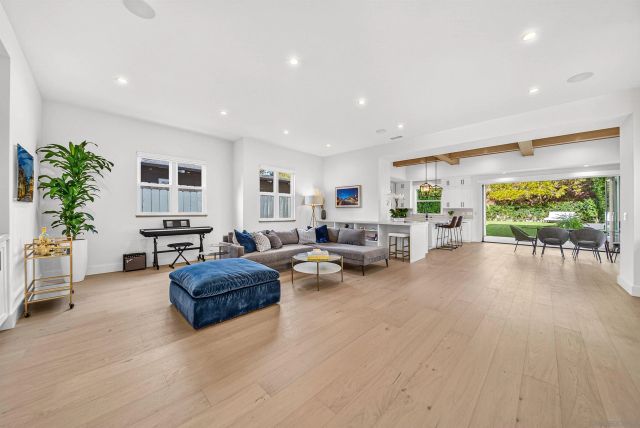 5673 Linda Rosa Ave, La Jolla, CA 92037
