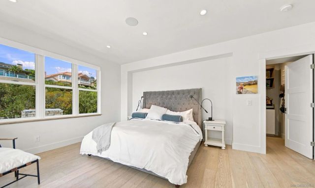 5673 Linda Rosa Ave, La Jolla, CA 92037