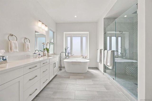 5673 Linda Rosa Ave, La Jolla, CA 92037
