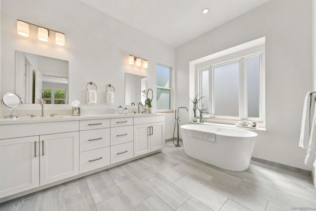 5673 Linda Rosa Ave, La Jolla, CA 92037