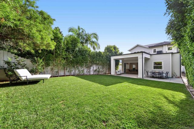 5673 Linda Rosa Ave, La Jolla, CA 92037