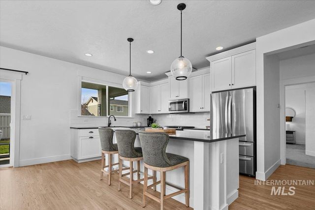 2085 N Concha Ct, Middleton, ID 83644