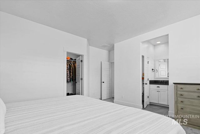 2085 N Concha Ct, Middleton, ID 83644