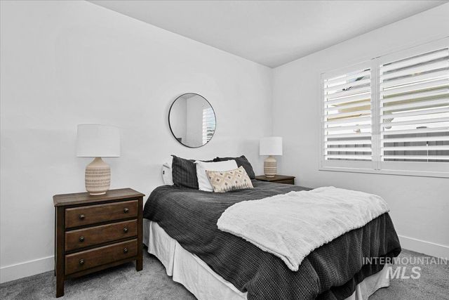 2085 N Concha Ct, Middleton, ID 83644