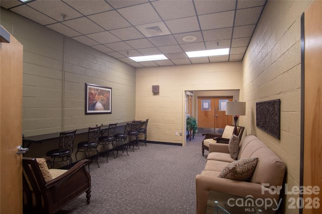 128 Bingham Road Suite 700, Asheville, NC 28806