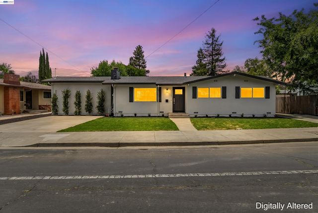 1121 N P St, Livermore, CA 94551