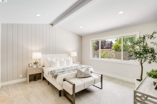 1121 N P St, Livermore, CA 94551
