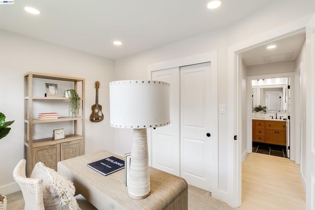 1121 N P St, Livermore, CA 94551