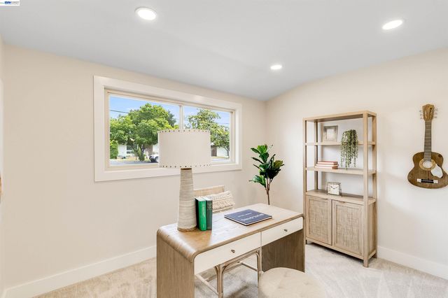 1121 N P St, Livermore, CA 94551