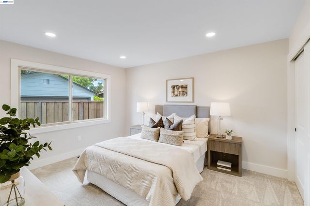 1121 N P St, Livermore, CA 94551