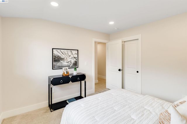 1121 N P St, Livermore, CA 94551