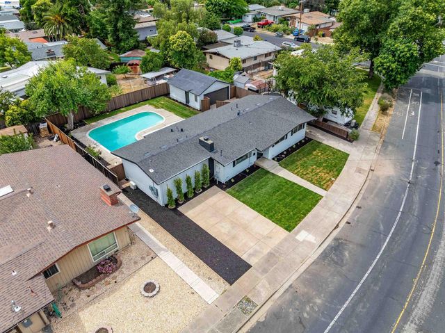 1121 N P St, Livermore, CA 94551