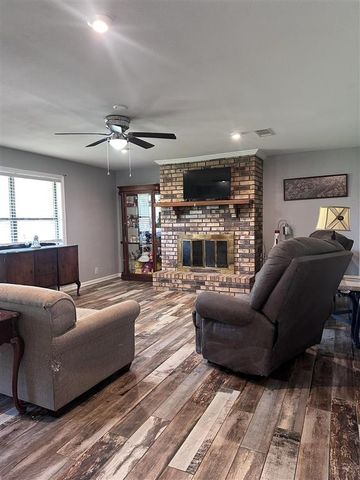 972 Tara Avenue, Lake Charles, LA 70611